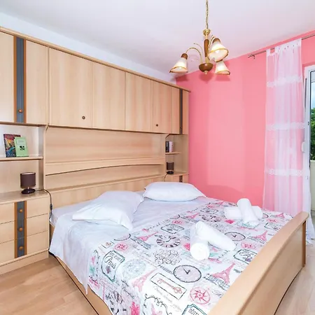 4 Bedroom Stunning In *